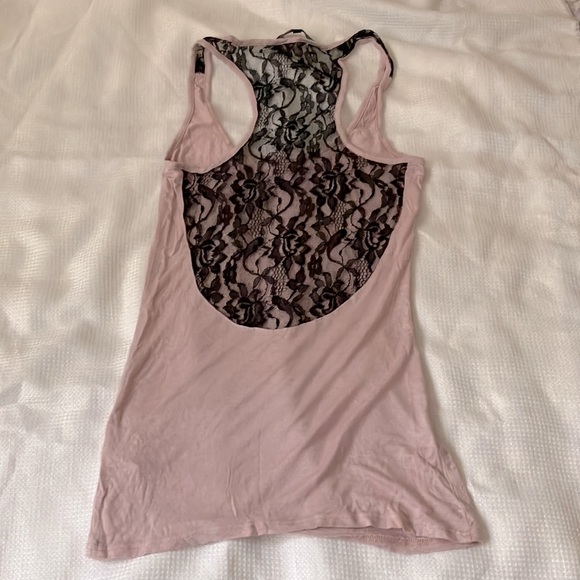 Pink long tank top with lace back - Picture 2 of 4